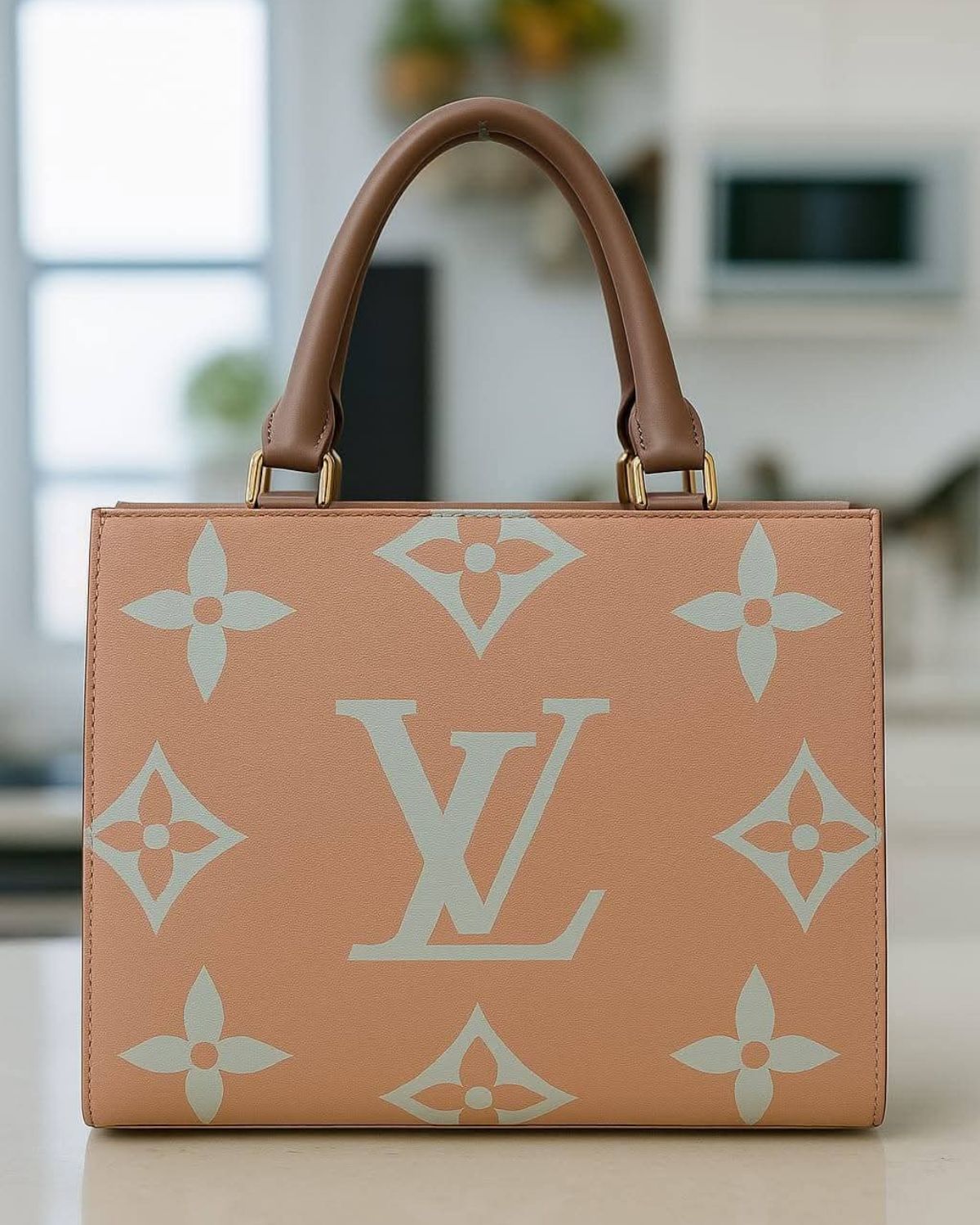 Vintage Signature Pattern Handbag