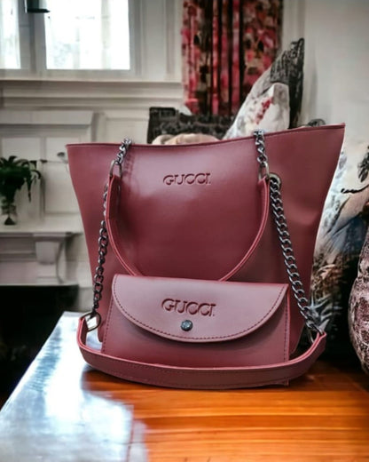 Elegant shoulder bag with Black Gold Accents & Wallet