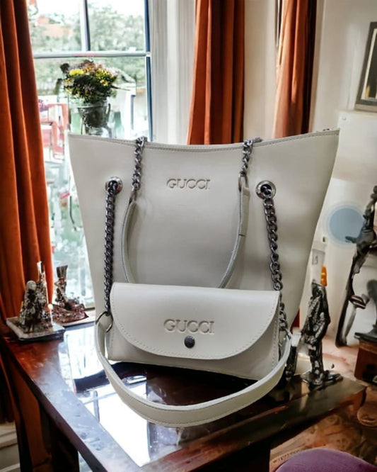 Elegant shoulder bag with Black Gold Accents & Wallet