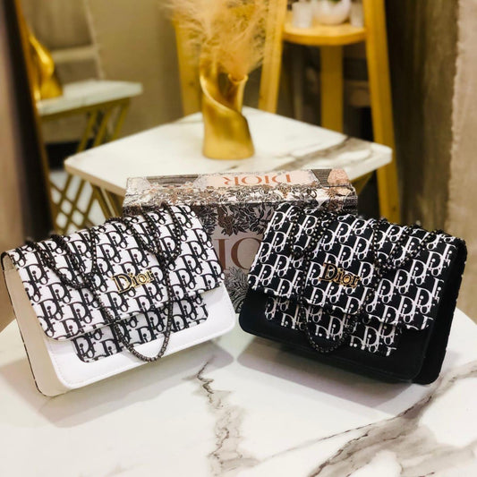 Premium Chain Bag Black & White